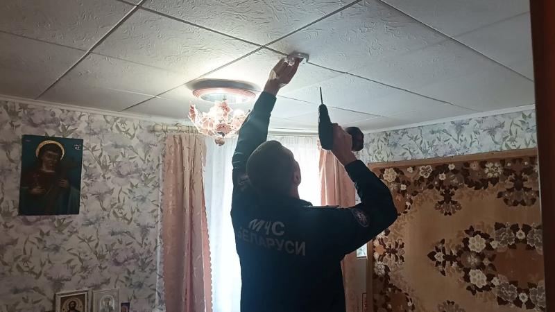 Не только учеба: рогачевские школьники – верные помощники спасателей