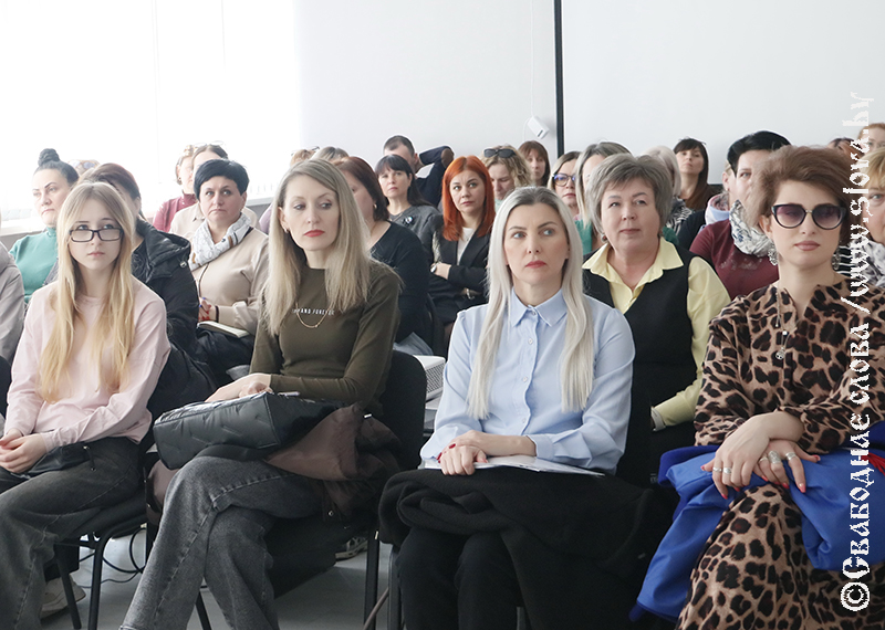 Республиканский профсоюзный прием и День правовой культуры прошли в Рогачеве
