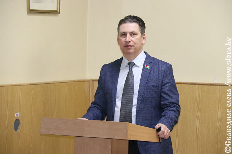 Политика, установка томографа, городские проблемы. Что еще обсудил Андрей Шишкин с рогачевскими медиками?