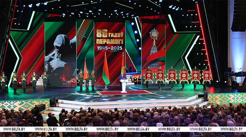 О "не формальной" памяти, войне за умы и сердца и молниеносном ответе агрессору. Откровенная речь Лукашенко в канун 80-летия Победы