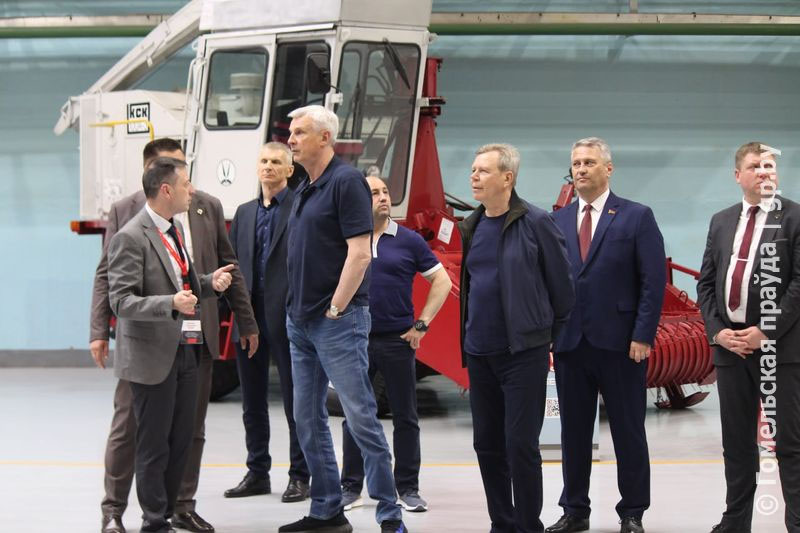 Делегация Магаданской области посетила «Гомсельмаш»