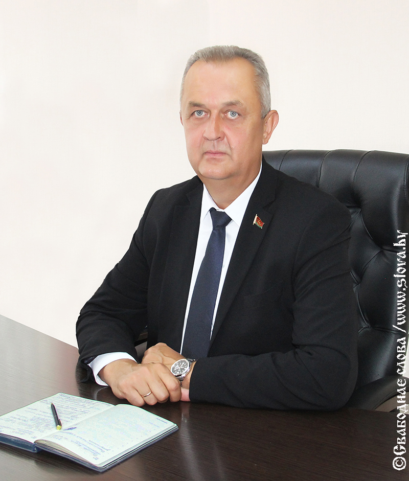 22 августа 2026 года на ваши вопросы ответит председатель Рогачевского районного Совета депутатов ФЕОКТИСТОВ Владимир Николаевич