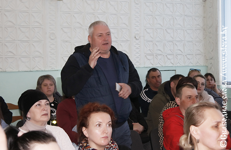 Воспитание в семье или школа справится?