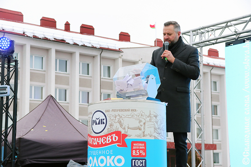 Такой в мире больше нет! ОАО «Рогачевский МКК» выпустил уникальную банку сгущенки