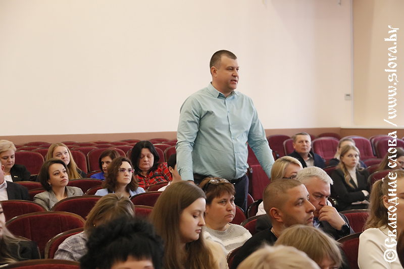 Говорите правду! Глава Белстата Инна Медведева пообщалась с аграриями Рогачевщины