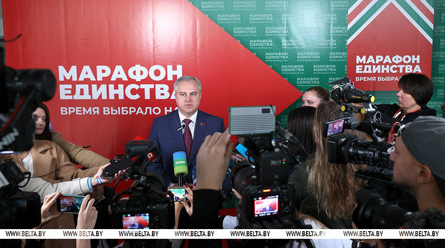 Привалов: к "Марафону единства" в Гомеле распустились хризантемы
