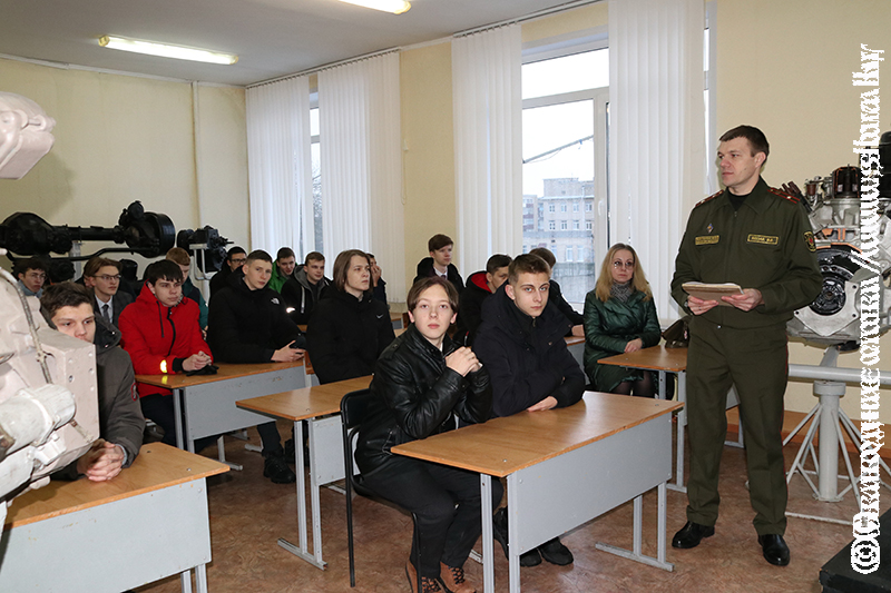 Рогачевские ребята заинтересованы в получении профессии военного