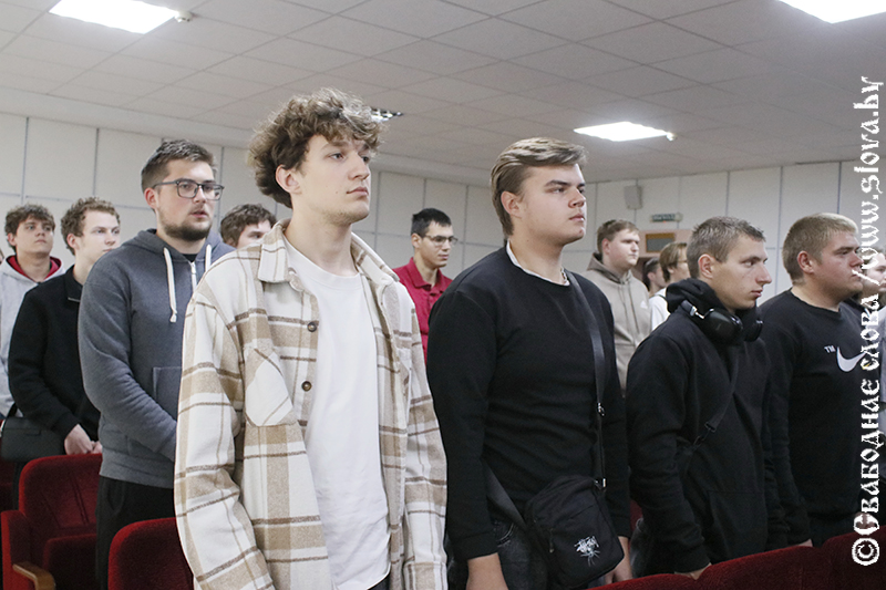 Рогачевских новобранцев вдохновили на службу в армии