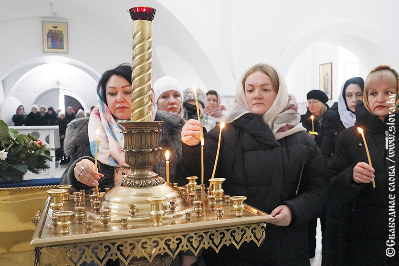 82 года свободы: Рогачев склоняет голову перед подвигом героев
