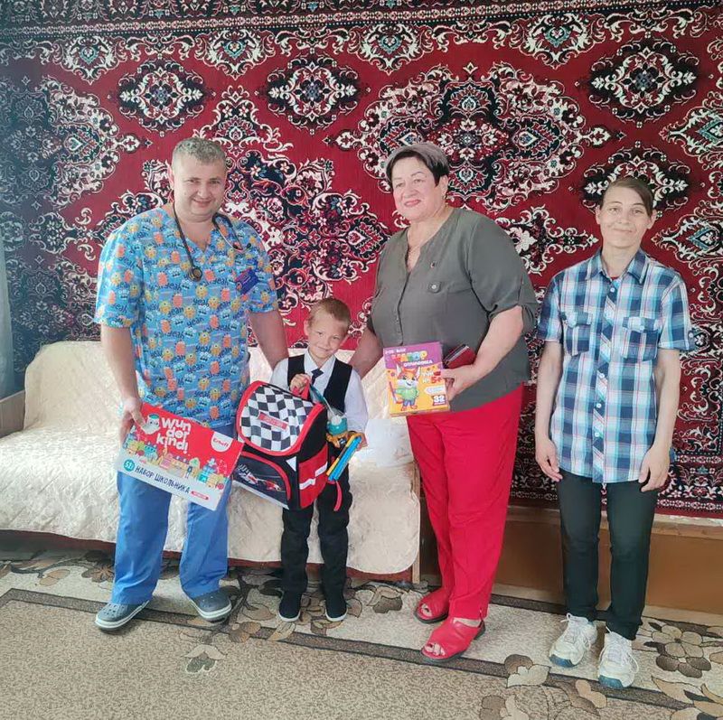 Август добрых дел