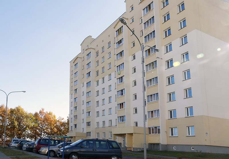 Жильцы  дома  №157г по улице Ивана Богатырёва в Рогачёве сами себе вредят
