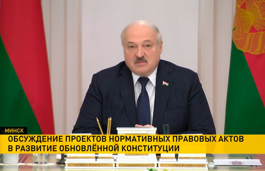 Об изменениях в Конституции, работе ВНС и Совета Министров, недопущении роста цен. Подробности совещания у Президента