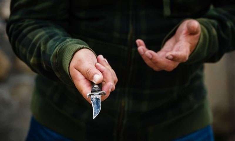 В Рогачевском районе пьяный сельчанин зарезал родную дочь