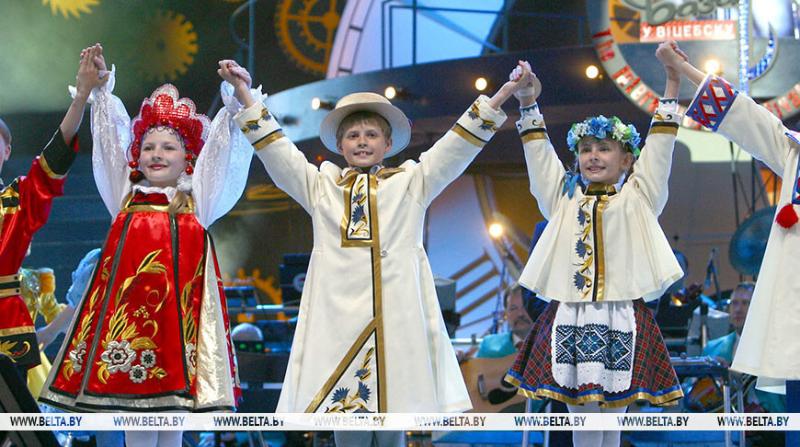 Детский музыкальный конкурс впервые состоялся на "Славянском базаре - 2003"