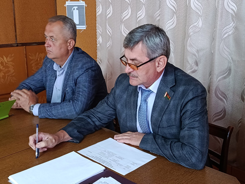 Депутат Палаты представителей Национального собрания Республики Беларусь Николай Николаевич Куденьчук провёл приём граждан
