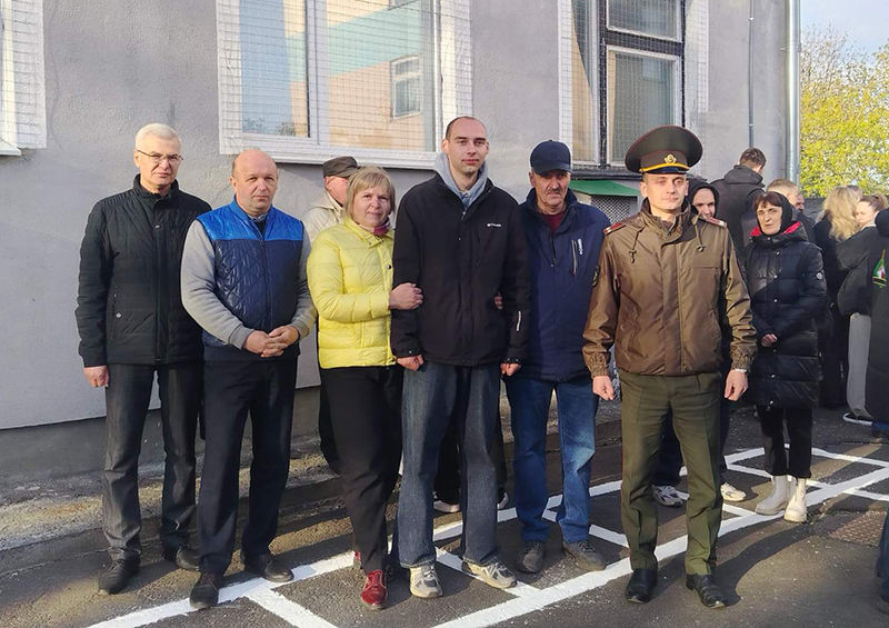 Служите на совесть, земляки!