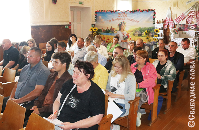 На контроле показатели отрасли