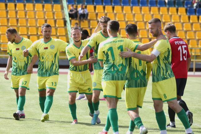 У «Днепр–Рогачев» – серебряные медали чемпионата