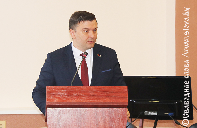 Сессия Рогачевского районного Совета депутатов: от медицины до экономики