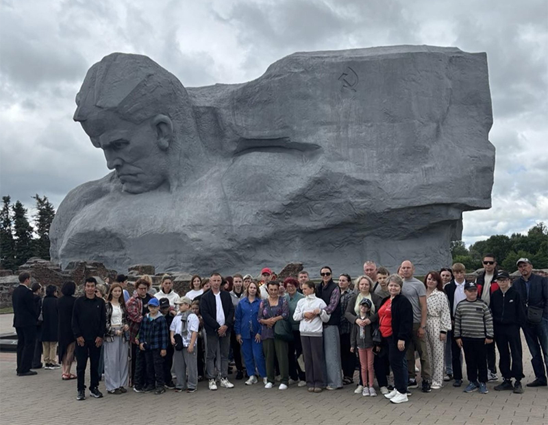 Связь поколений через память