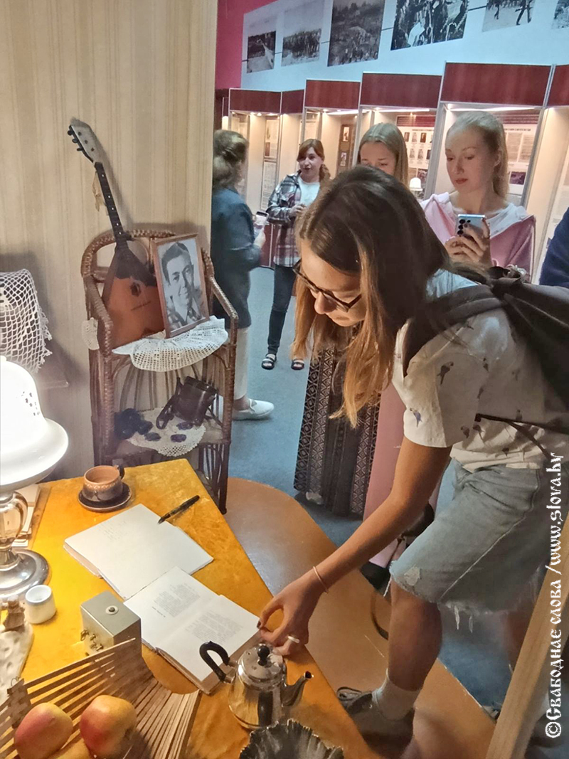 Маладыя аўтары “Бярозкі” прайшлі рагачоўскімі сцежкамі Караткевіча
