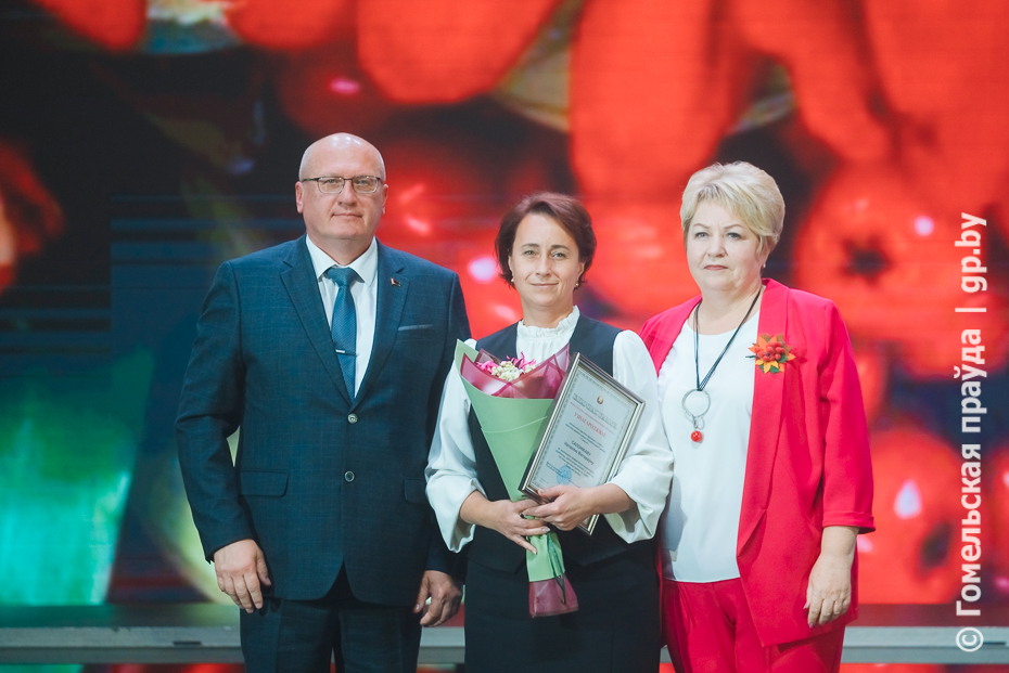 Самое главное — это любовь: в Гомеле прошел областной праздник, посвященный Дню учителя