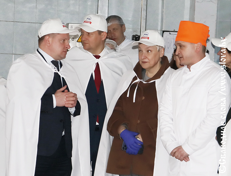 Говорите правду! Глава Белстата Инна Медведева пообщалась с аграриями Рогачевщины
