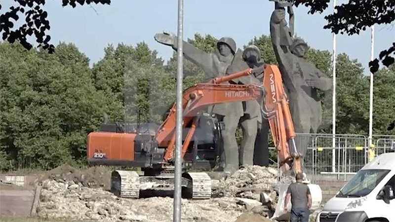 Латвийский наемник и «ватные сверчки»