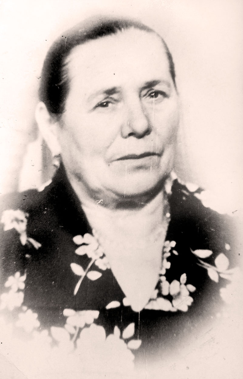 В памяти поколений