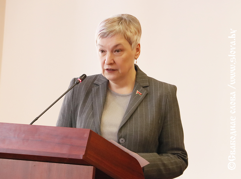 Говорите правду! Глава Белстата Инна Медведева пообщалась с аграриями Рогачевщины