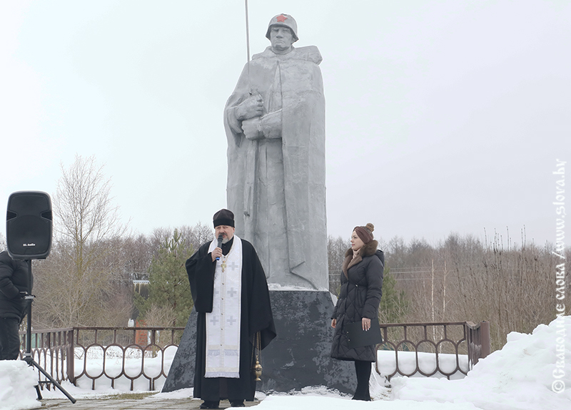 Дорогами памяти и признательности. В Рогачеве прошел автопробег в честь 82-летия освобождения города