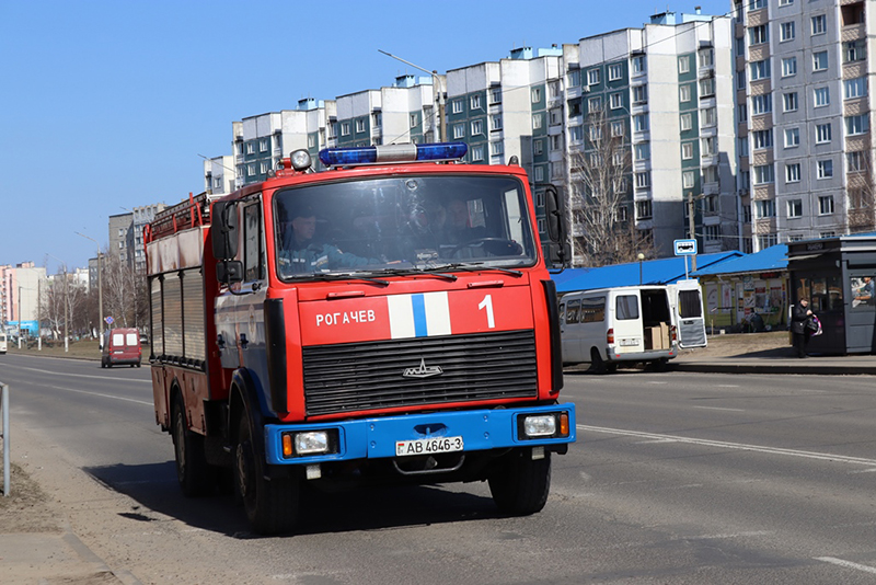 Рогачев. Уступи дорогу!