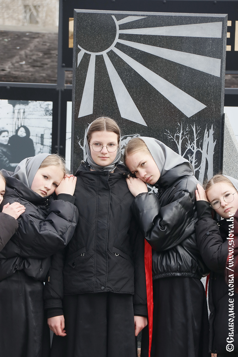 Непокоренные духом: Рогачев чтит память узников нацистских концлагерей