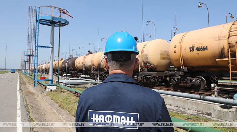 Американская нефть начала поступать на "Нафтан"