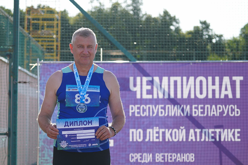 11 медалей на троих: рогачевские ветераны дали жару