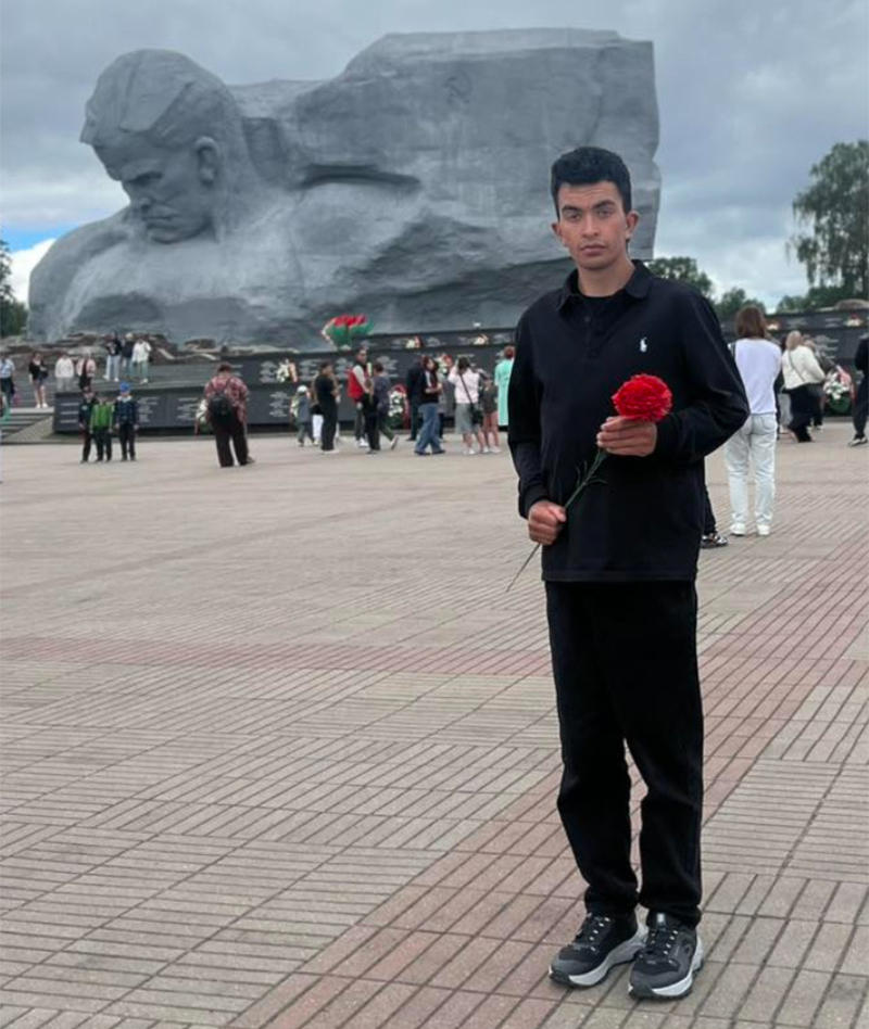 Связь поколений через память