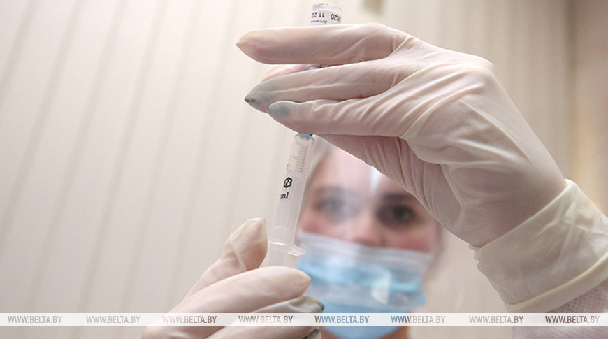 Вакцинацию от ВПЧ планируют внести с 2025 года в Национальный календарь прививок