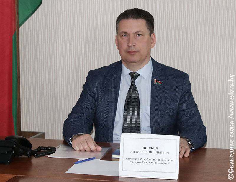 Член Совета Республики Национального собрания Республики Беларусь Андрей Шишкин провел 20 мая личный прием в Рогачеве