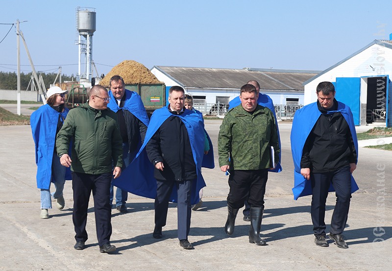Министр сельского хозяйства и продовольствия Юрий Горлов проинспектировал работу сельхозпредприятий Рогачевского района