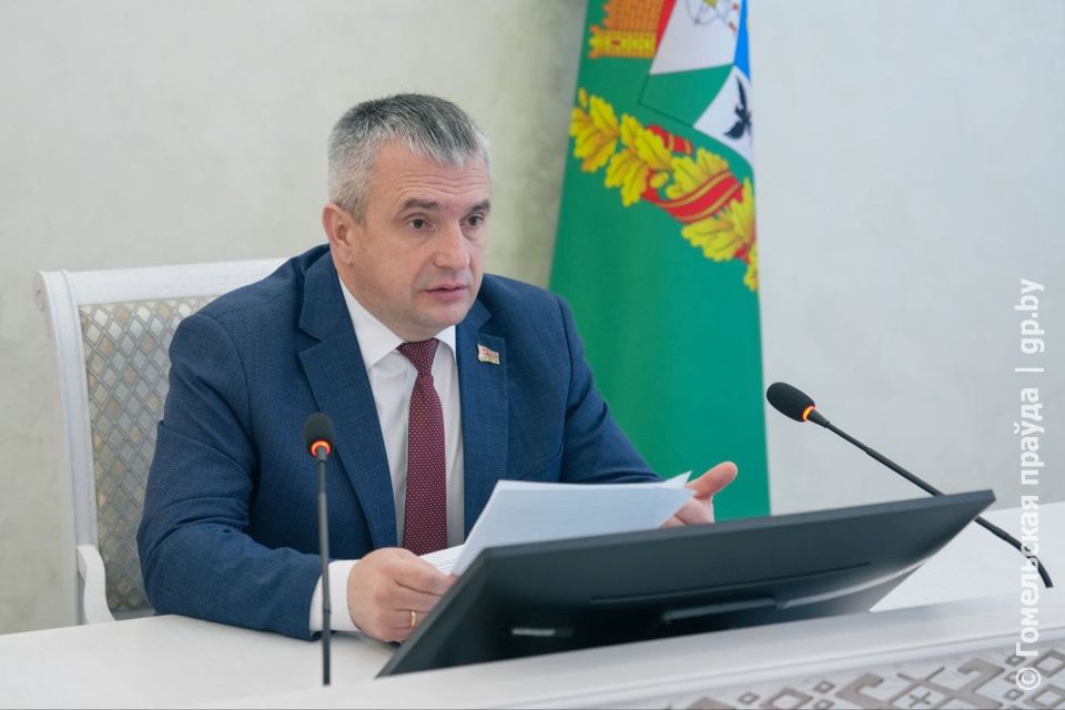 Картофеля должно хватить. На аппаратном совещании облисполкома обсудили вопросы благоустройства, готовности сельхозтехники, использования стабфондов