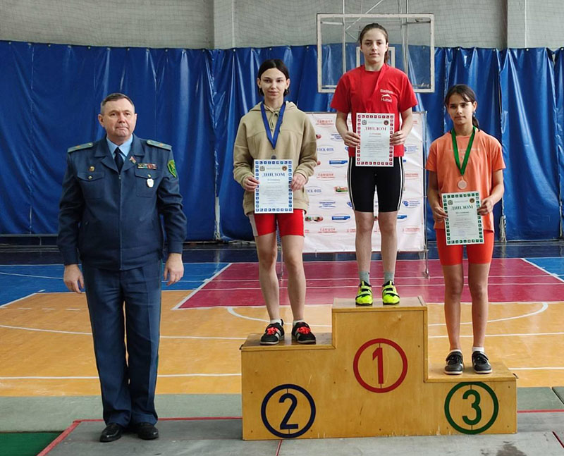 Весь пьедестал – рогачевский!