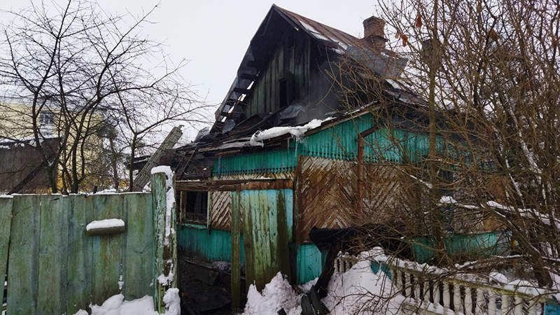 Рогачевский район. На пожаре в Довске пострадала пенсионерка