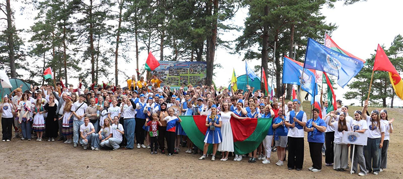 Миссия выполнена: крыничане попрощались до новых встреч