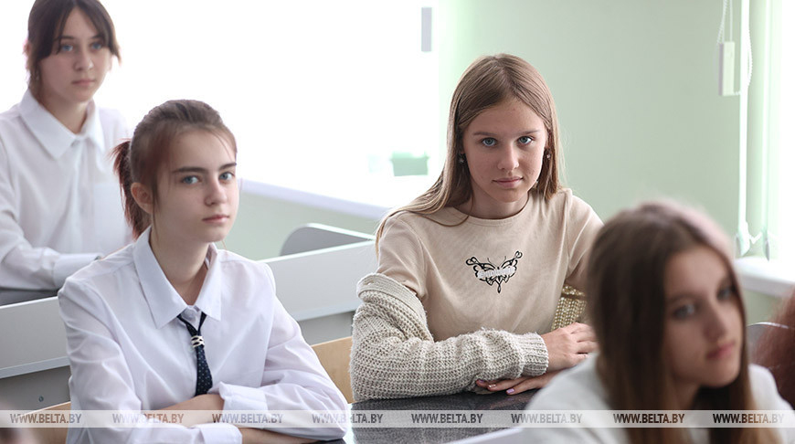 Первый ЦЭ для 11-классников Беларуси пройдет 14 мая